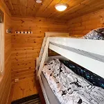 5 Bedroom Pet Friendly In