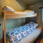 5 Bedroom Pet Friendly In Holiday home *