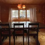 Holiday home 5 Bedroom Pet Friendly In *