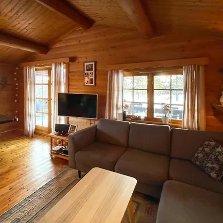 5 Bedroom Pet Friendly In Holiday home